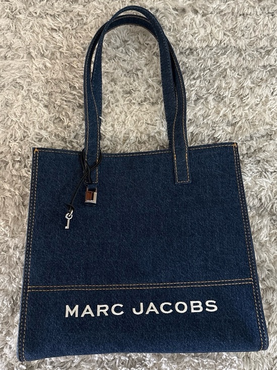 Marc Jacobs Handbags - Marc Jacobs Denim Tote
